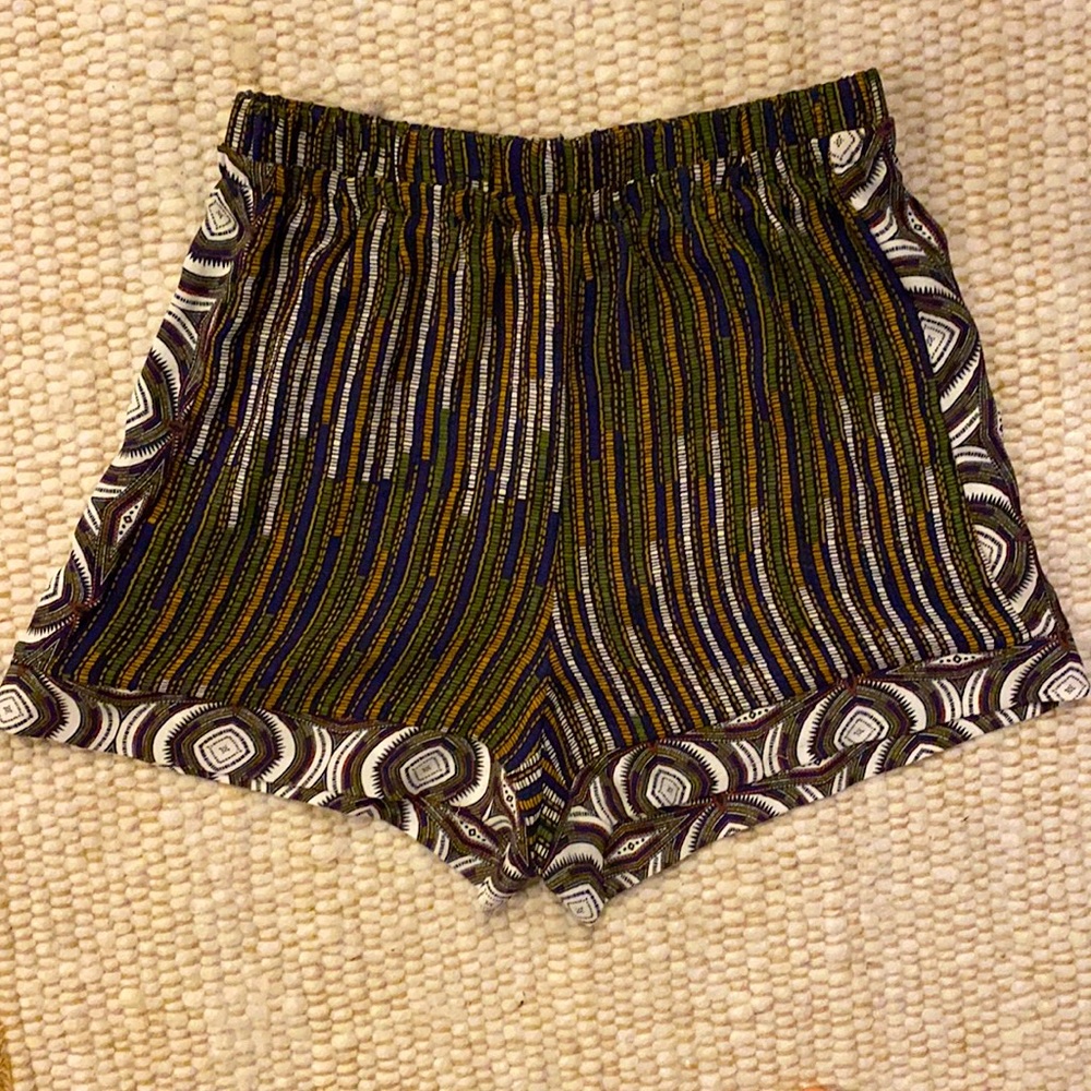 H&M Forest Green Patterned High Waisted Shorts